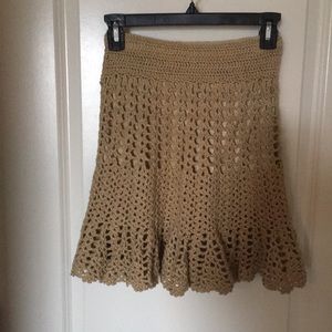Women’s tan croquet skirt M